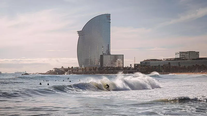Letnji jezički kamp u Barseloni 2026 - Barcelona Beach Camp