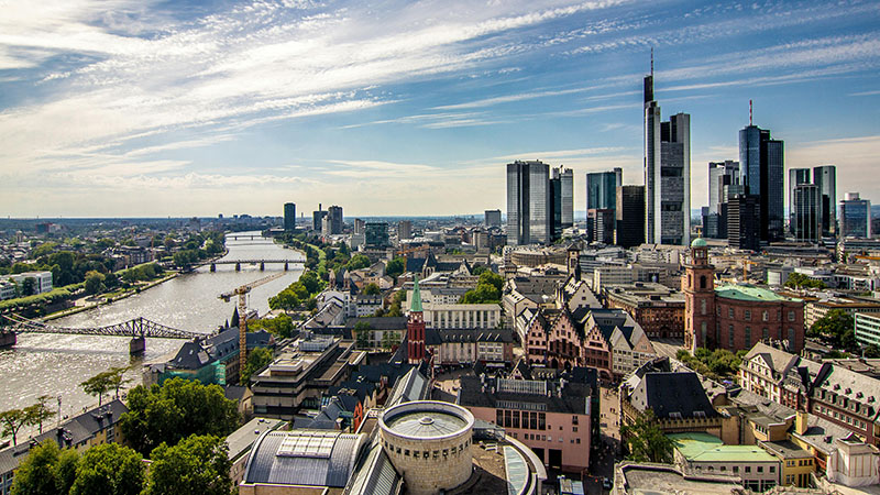 Kurs nemačkog jezika u Frankfurtu 2026 - 21+