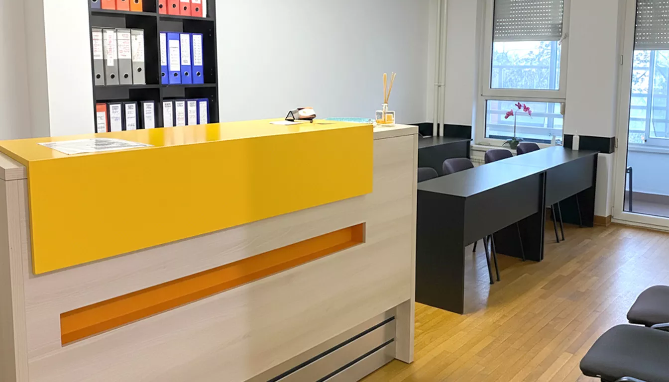 Škola jezika Novi Beograd - Akademija Oxford