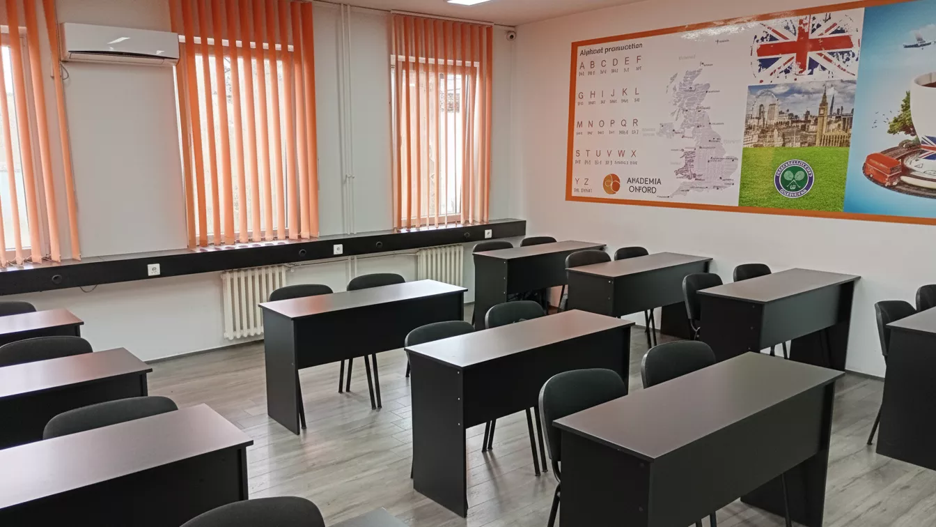 Moderna učionica sa interaktivnom tablom