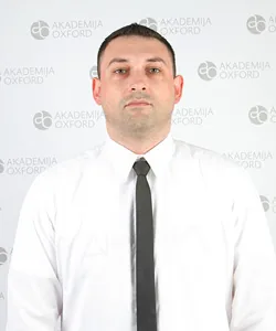 Ivan — Profesor nemačkog, Akademija Oxford Jagodina