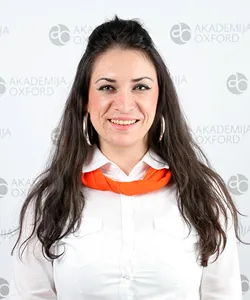 Nataša — Koordinator prevodilačkih usluga, Akademija Oxford Jagodina