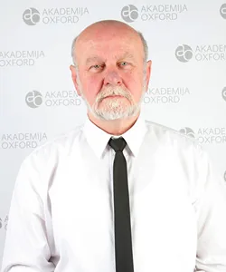 Slaviša — Profesor šumarstva, Akademija Oxford Jagodina