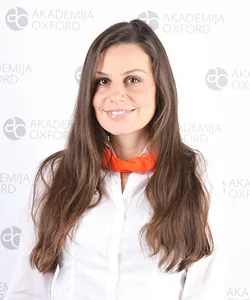 Jovana — Profesor francuskog, Akademija Oxford Kragujevac