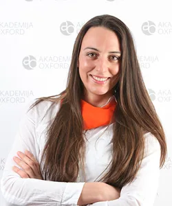 Jelena — Profesor engleskog, Akademija Oxford Novi Sad