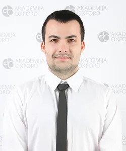 Toni — Profesor mađarskog, Akademija Oxford Novi Sad