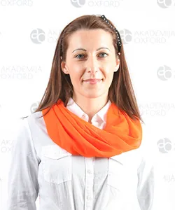 Suzana — Profesor nemačkog, Akademija Oxford Požarevac