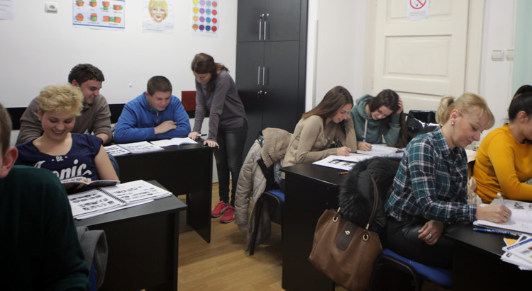 Kurs po kurs, rezultira fakultetu