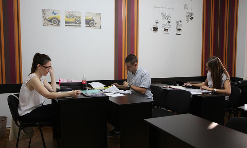 Akademija Oxford Niš - Engleski jezik za decu Akademija Oxford Niš - Engleski jezik za decu