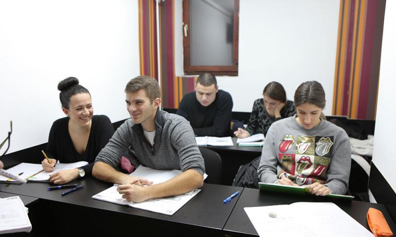 KRAGUJEVAC - KURS NEMAČKOG JEZIKA A2 NIVO KRAGUJEVAC - KURS NEMAČKOG JEZIKA A2 NIVO